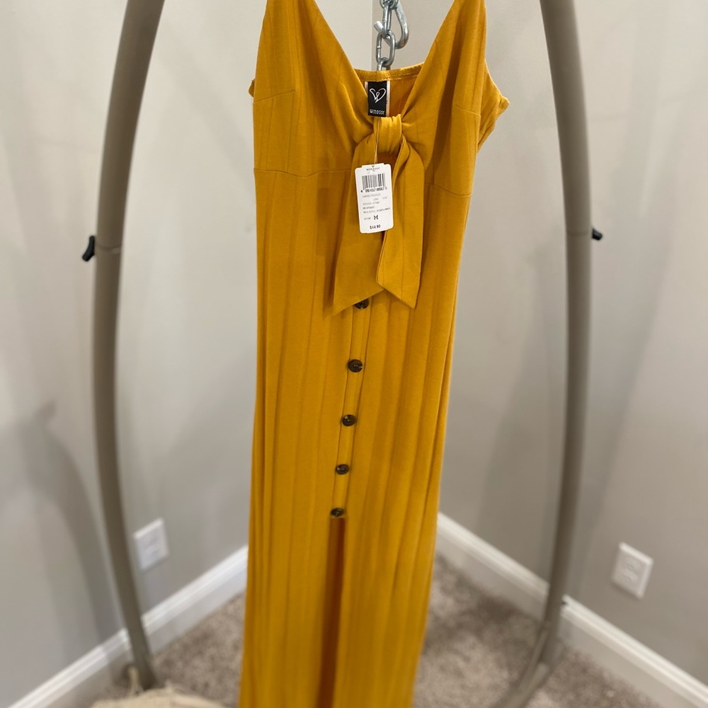 NWT Windsor maxi dress